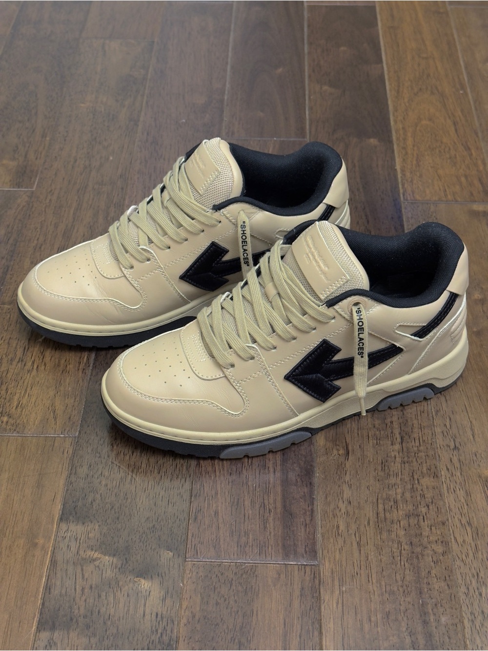 Men’s Off-White Out Of Office Beige and Black Low-Top Sneakers Sz 41 (US 8)